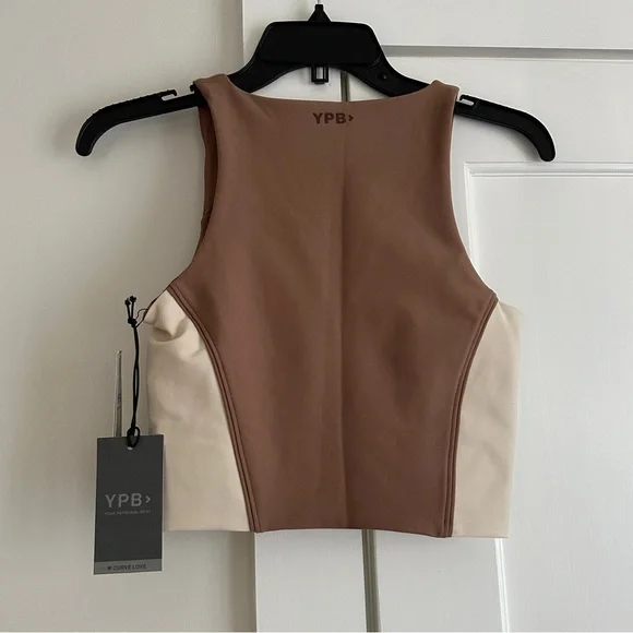 NWT Abercrombie & Fitch Curve Love Workout Top - Picture 4 of 4